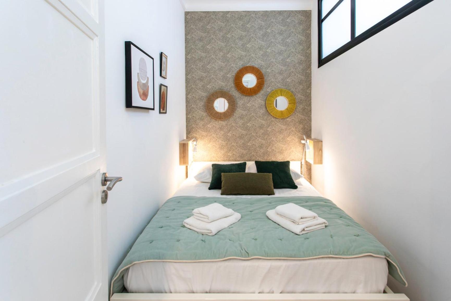 L52 2bdr Massena Central, 2 Min From The Ac Apartment